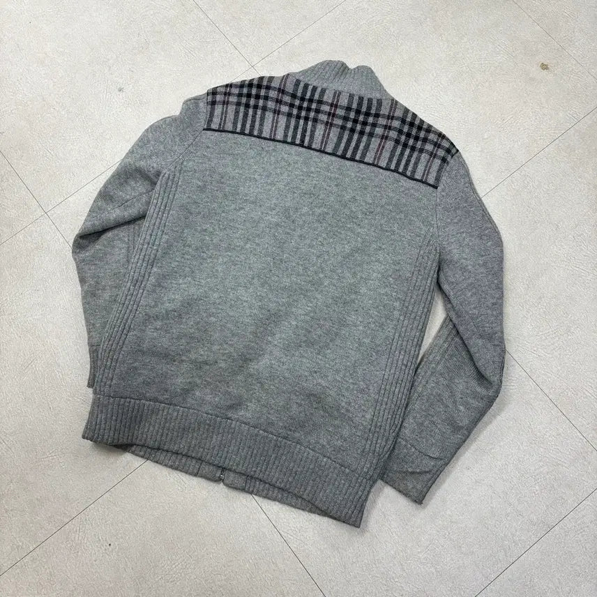 [BUNJANG] Beanpole Small Logo Knit Zip-Up / 빈폴 스몰로고 니트 집업