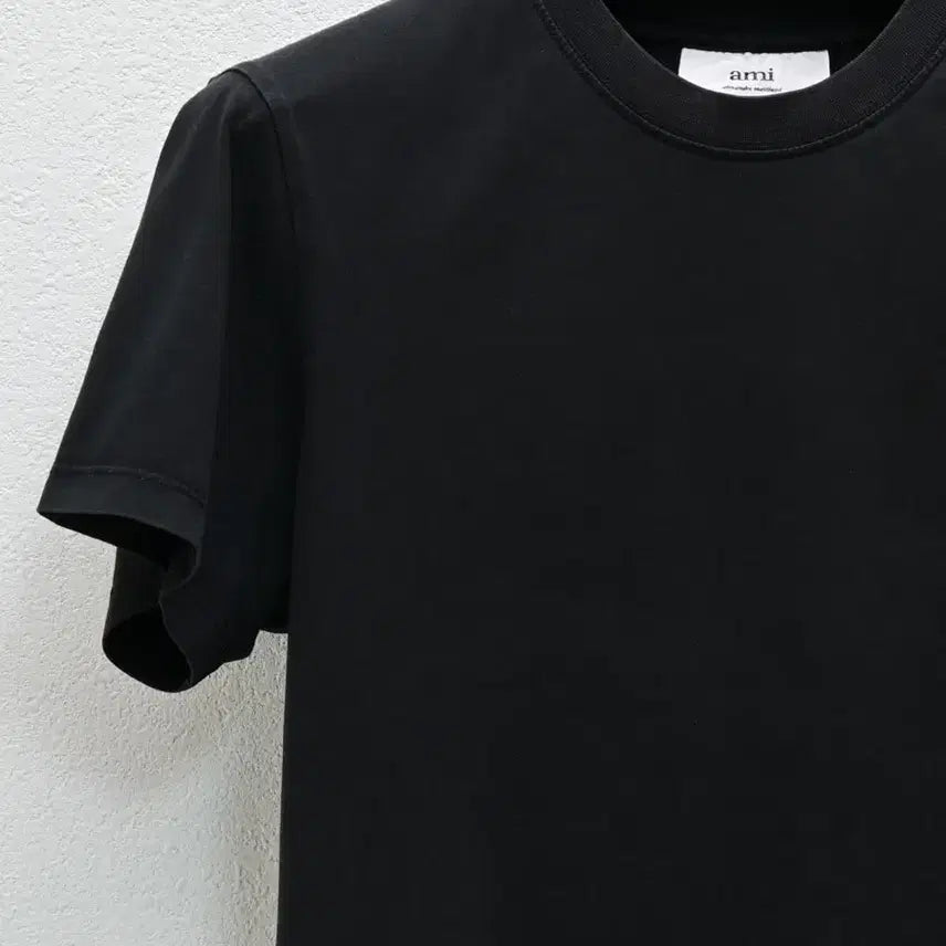 [BUNJANG] AMI Small Heart Short Sleeve T-Shirt Black XS / 아미 스몰하트 반팔티 블랙 XS