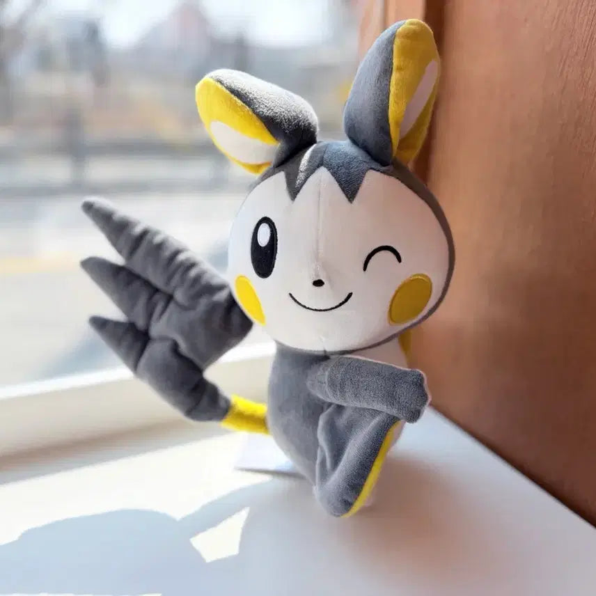 [BUNJANG] Bandai Pokemon Emolga Plush Doll 30cm / 일본 반다이 포켓몬 에몽가 봉제인형 30cm