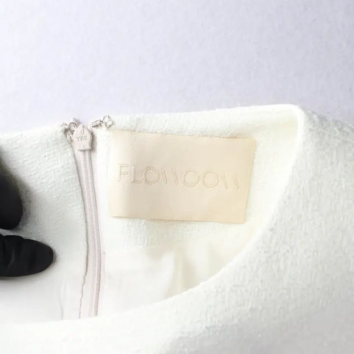 [BUNJANG] Pleum Puff Sleeve Short Dress Ivory / 플로움 퍼프 소매 반팔 드레스 원피스 아이보리