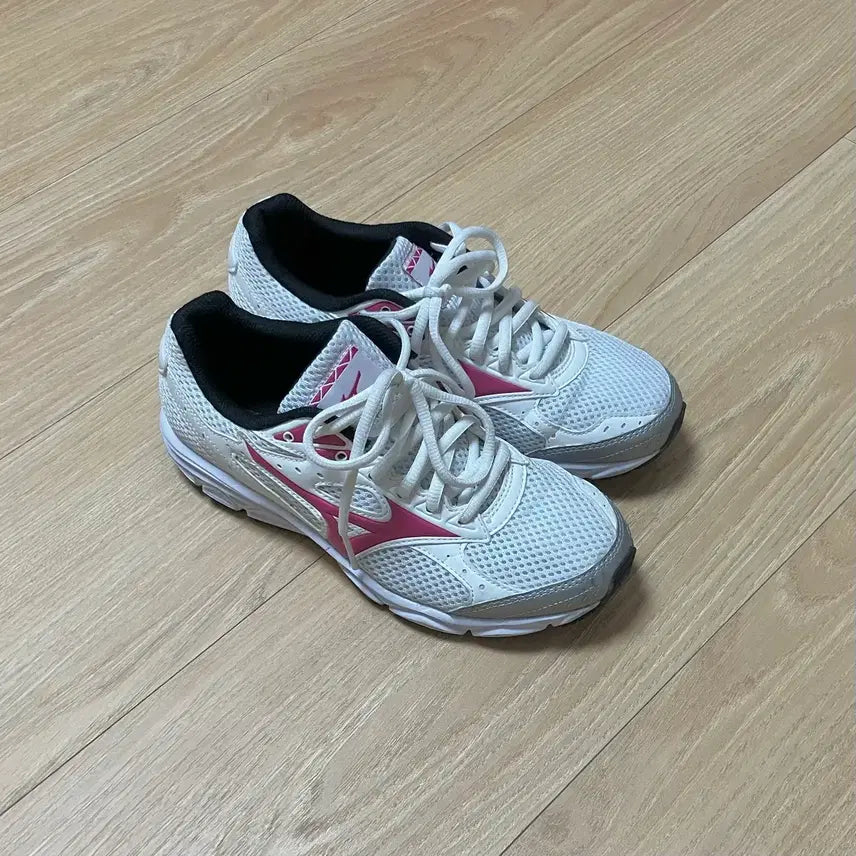 [BUNJANG] Mizuno Maximizer 20 Running Shoes (23cm) / 일본 미즈노 맥시마이저20 러닝화 런닝화 운동화 나이키 아디다스
