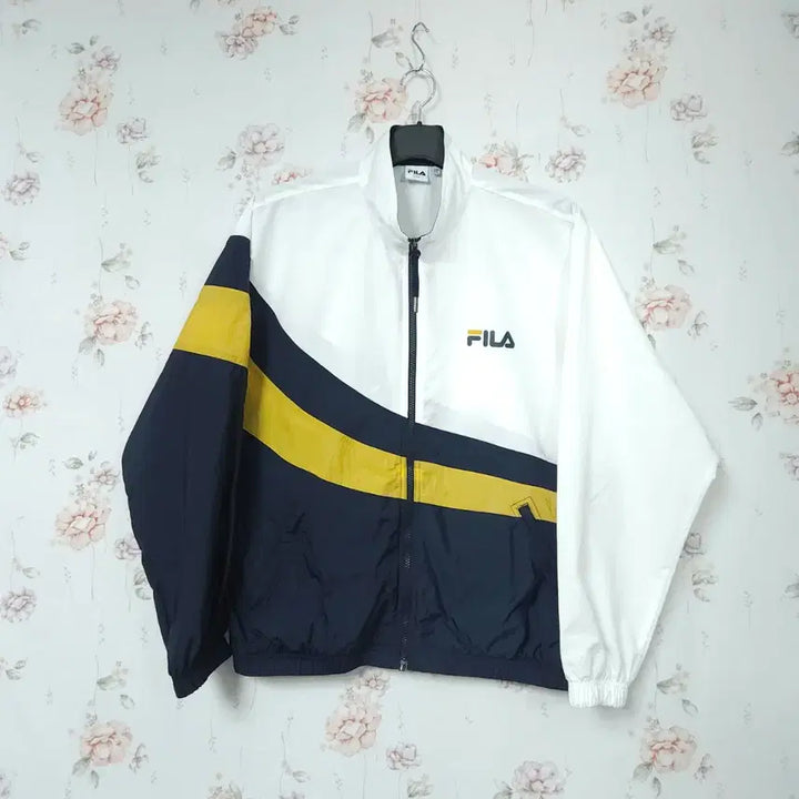 [BUNJANG] Fila Oversized Fit Windbreaker Jacket / 휠라 빅시핏 바람막이자켓