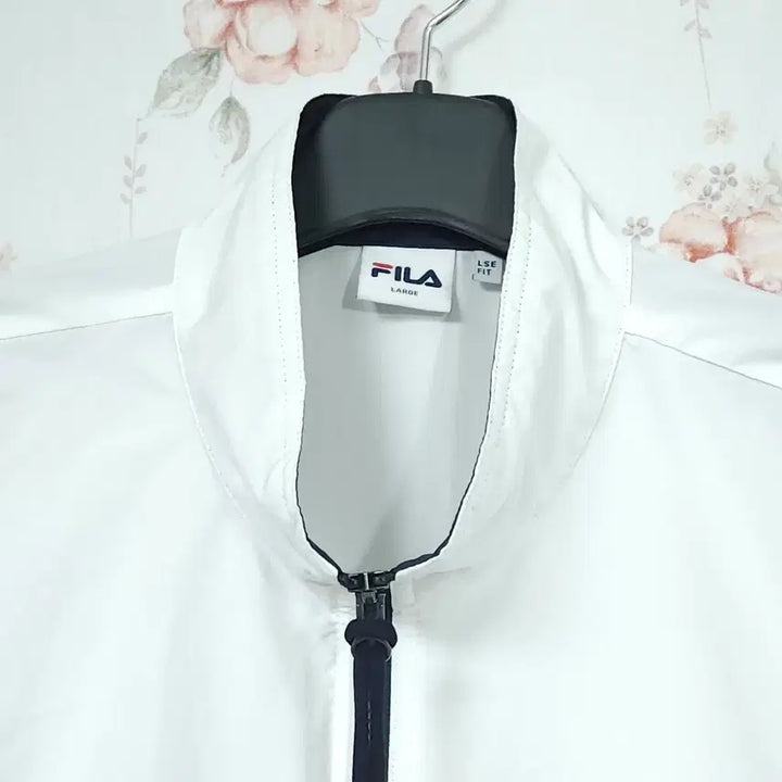 [BUNJANG] Fila Oversized Fit Windbreaker Jacket / 휠라 빅시핏 바람막이자켓