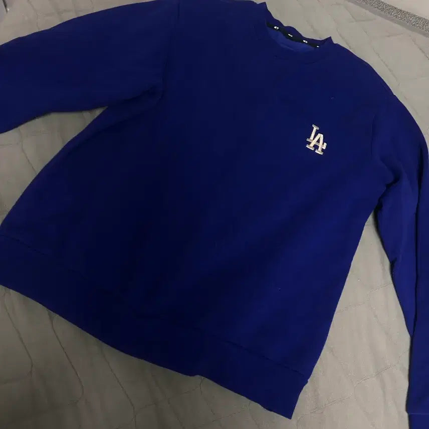 [BUNJANG] LA Dodgers Deep Blue Sweatshirt / La 다저스 딥블루 맨투맨