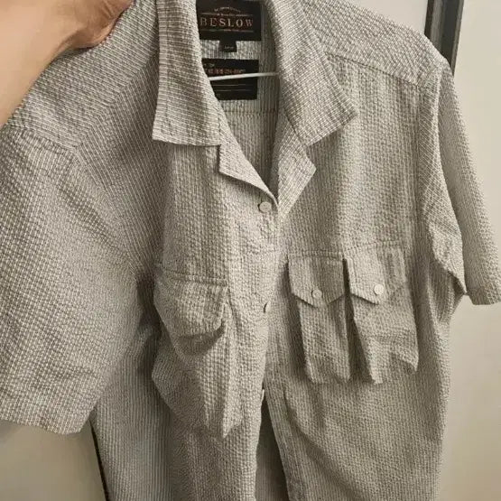 [BUNJANG] Beslow Seersucker Short Sleeve Shirt / 비슬로우 반팔셔츠