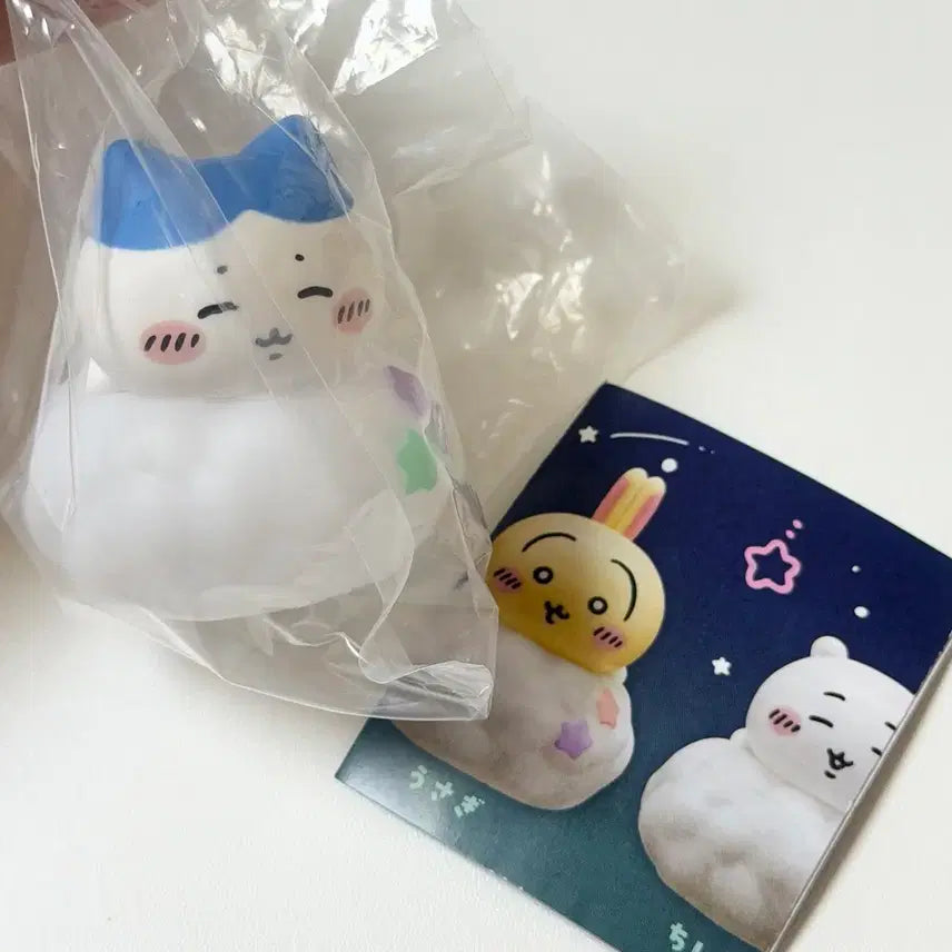 [BUNJANG] Chiikawa Cloud Oyasumi Light Mood Lamp Gacha / 치이카와 구름위 오야스미 라이트 무드등 가챠
