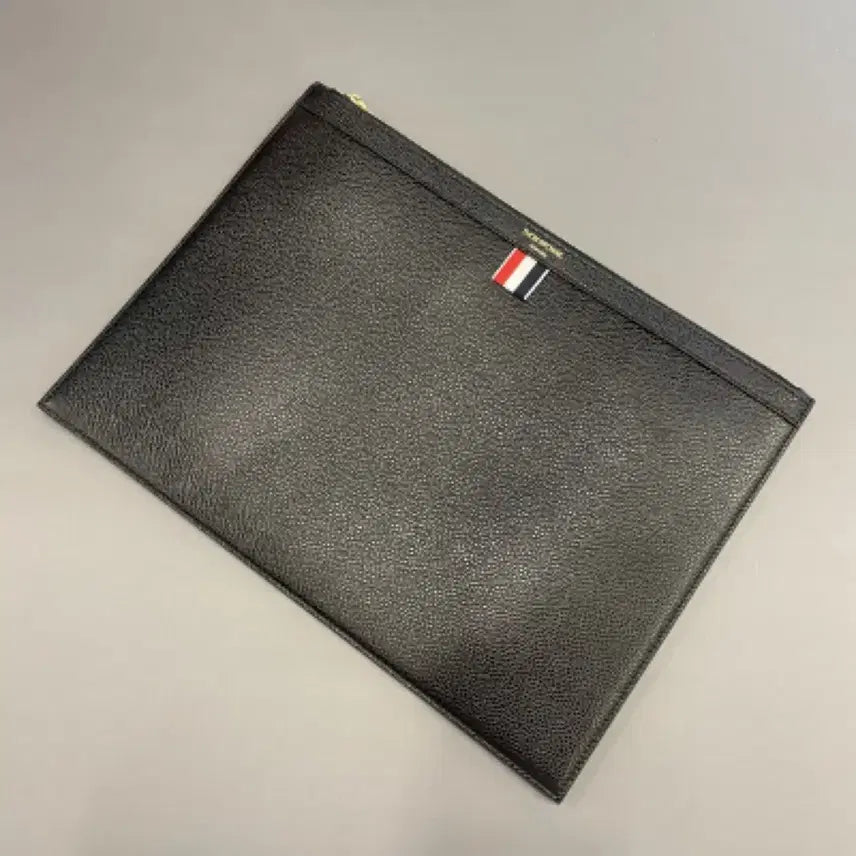 [BUNJANG] Thom Browne Medium Clutch Bag / 톰브라운 정품 미디움 클러치