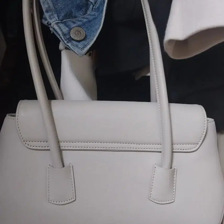 [BUNJANG] APOA Shoulder Bag Ivory / 아포아  숄더백