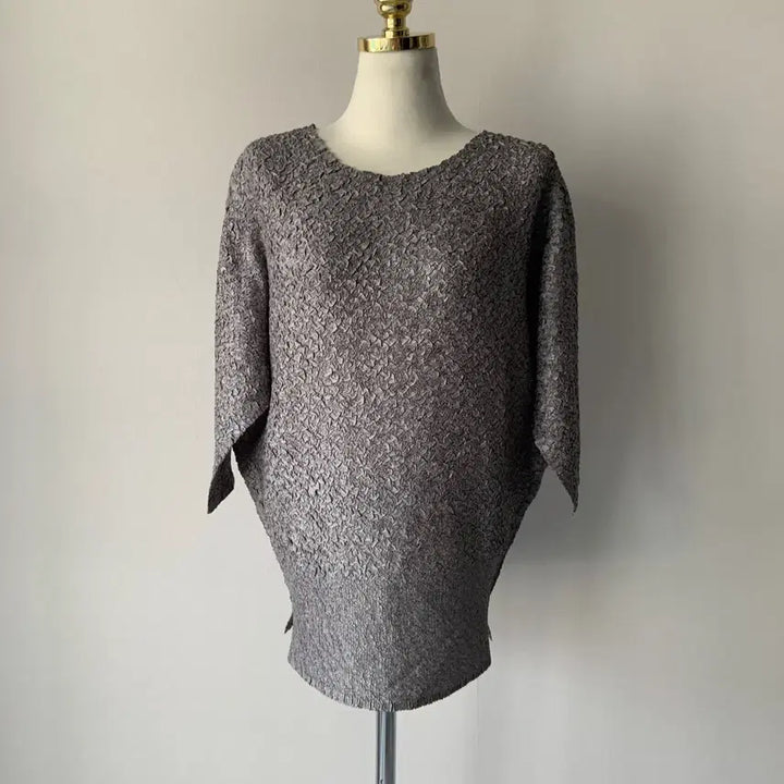 [BUNJANG] Pleats Me Pleated Blouse / 플리츠미 플리츠 블라우스