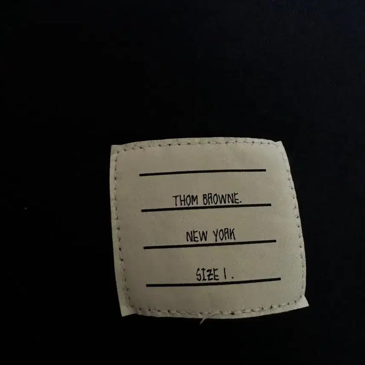 [BUNJANG] Thom Browne Diagonal Stripe Navy Jogger Pants Size 1 / [1/새상품급] 25ss 톰브라운 사선완장 네이비 조거팬츠