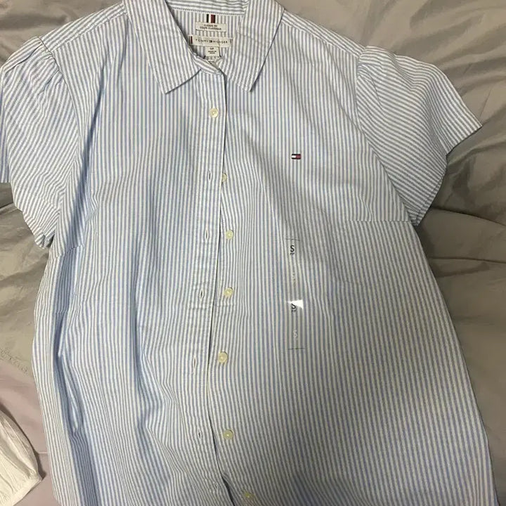 [BUNJANG] Tommy Hilfiger Striped Short Sleeve Shirt Women&