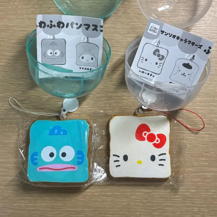[BUNJANG] Sanrio Fuwa Fuwa Bakery Squishy Gacha - Hangyodon, Kitty (Sealed) / 산리오 후와후와 식빵 베이커리 스퀴시 가챠 미개봉 한교동, 키티