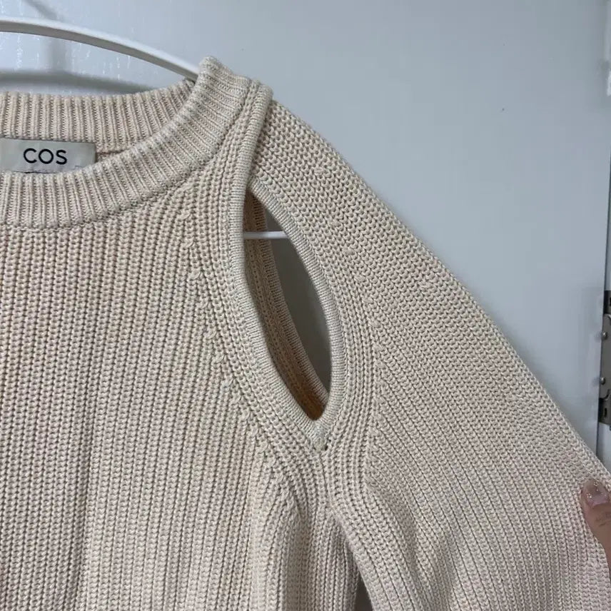 [BUNJANG] COS Beige Knit Sweater / COS 코스 베이지 니트 스웨터