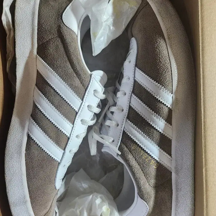 [BUNJANG] Adidas Gazelle 85 Brown Suede Sneakers (Size 300) / 아디다스 가젤85 (300)