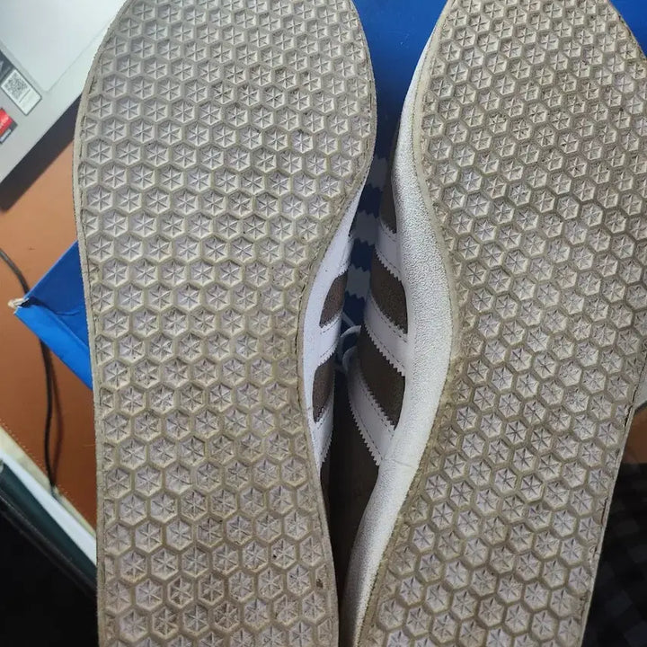 [BUNJANG] Adidas Gazelle 85 Brown Suede Sneakers (Size 300) / 아디다스 가젤85 (300)