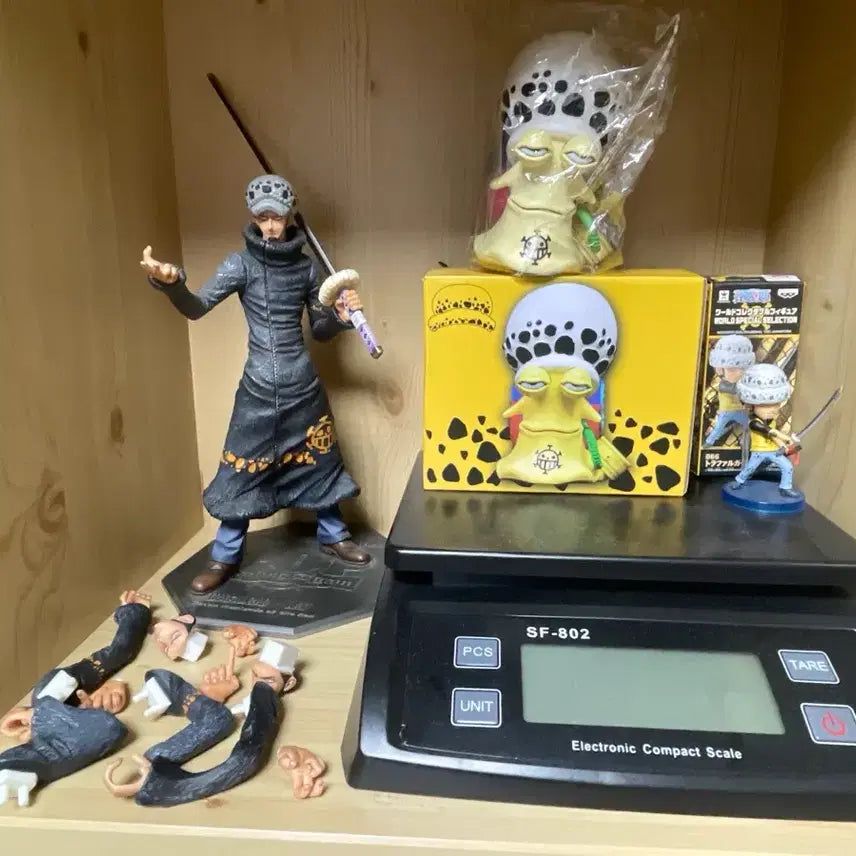 [BUNJANG] One Piece Trafalgar Law Figure Set / 원피스 로우 피규어 세트