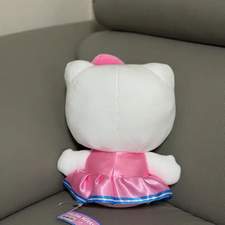 [BUNJANG] Hello Kitty Cheerleader Medium Plush Doll 25cm / 헬로우키티 치어리더 중형 인형 25cm
