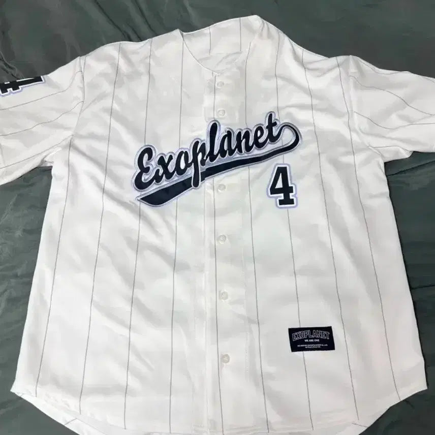 [BUNJANG] EXO Baekhyun Cream Soda Uniform / 백현 크림소다 유니폼