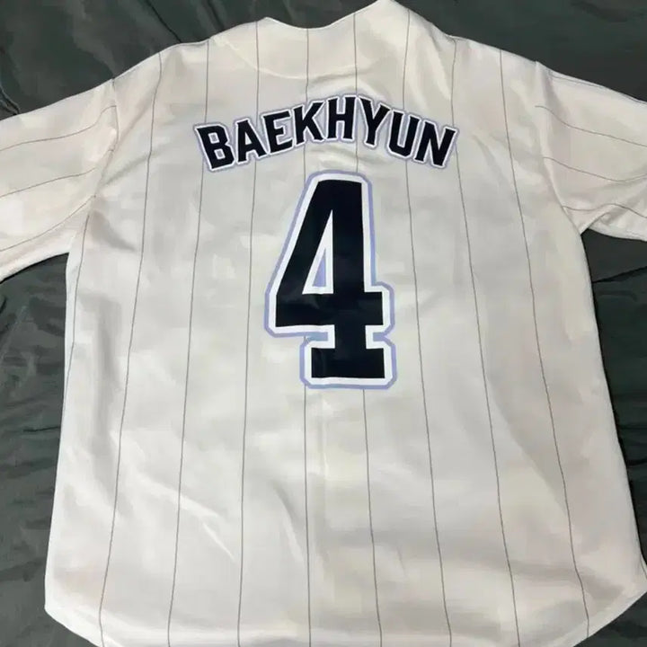 [BUNJANG] EXO Baekhyun Cream Soda Uniform / 백현 크림소다 유니폼