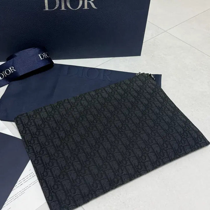 [BUNJANG] Christian Dior Oblique Clutch Bag A4 / [정품]디올 오블리크 클러치백  a4(새상품급)