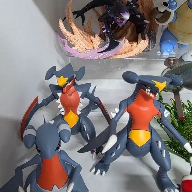 [BUNJANG] Pokemon Garchomp Resin Scale Statue / 포켓몬스터 레진 스케일 한카리아스
