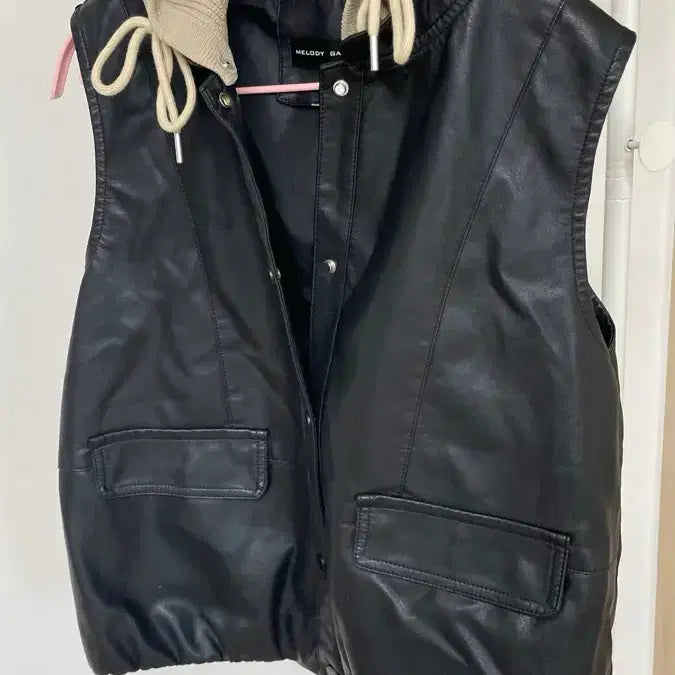 [BUNJANG] Black Leather Hooded Vest / 레더 후드 베스트 블랙