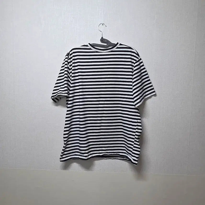 [BUNJANG] Comme des Garçons Striped Short Sleeve T-Shirt Red Emblem L / 꼼데가르송 스트라이프 반팔 티셔츠 레드와펜 L