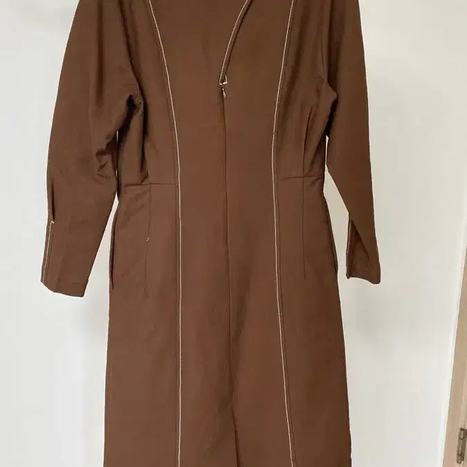 [BUNJANG] ahwe Stitch Long Dress / ahwe 스티치 롱 원피스