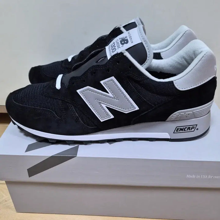 [BUNJANG] New Balance 1300 Made in USA Black Sneakers / (275)뉴발란스 1300 블랙
