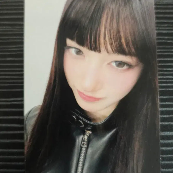 [BUNJANG] IVE (G)I-DLE Bang Bang Black Hole Revive Leeseo Studio Photocard / 아이브 뱅뱅 블랙홀 리바이브 이서 공방포카