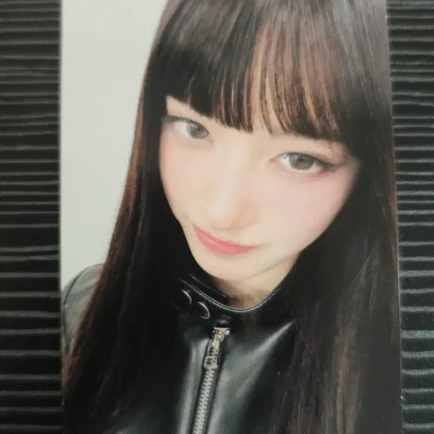 [BUNJANG] IVE (G)I-DLE Bang Bang Black Hole Revive Leeseo Studio Photocard / 아이브 뱅뱅 블랙홀 리바이브 이서 공방포카