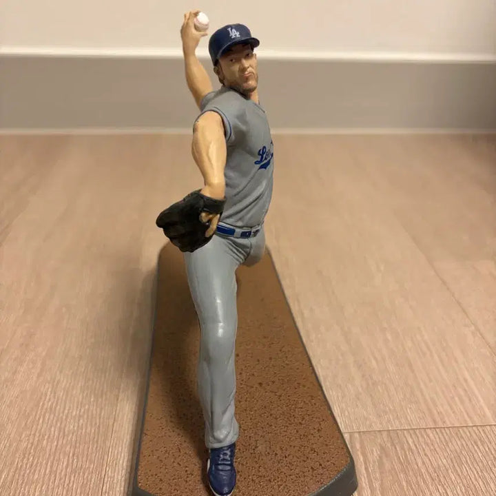 [SOLD OUT] 클레이튼 커쇼 피규어