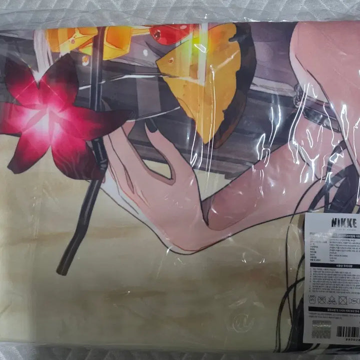 [BUNJANG] Nikke Maiden Large Beach Towel / 니케 메이든 대형 비치타올  팝니다