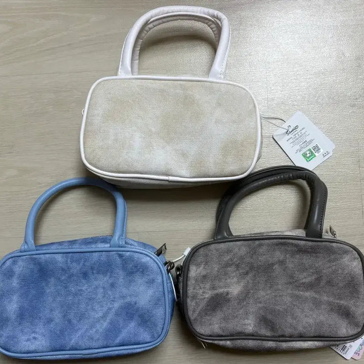 [BUNJANG] Sanrio Hello Kitty, Kuromi, Cinnamoroll Square Boston Tote Bag / 산리오 헬로키티, 쿠로미, 시나모롤, 마멜 가방 보스턴 토트백 새상품