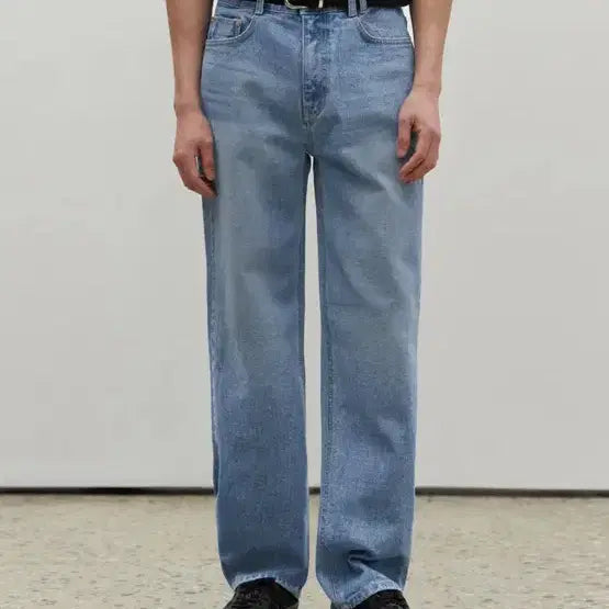 [BUNJANG] Dekete Light Wash Denim Jeans Size 32 / 데케트 연청 데님 32
