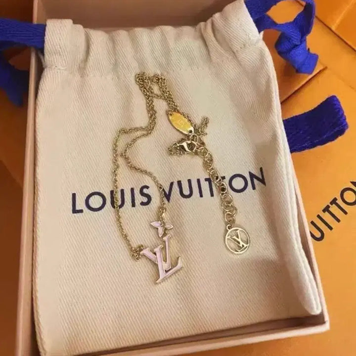 [BUNJANG] Louis Vuitton LV Flower Necklace Pink Gold / 루이비통 LV 플라워 목걸이 핑크 골드