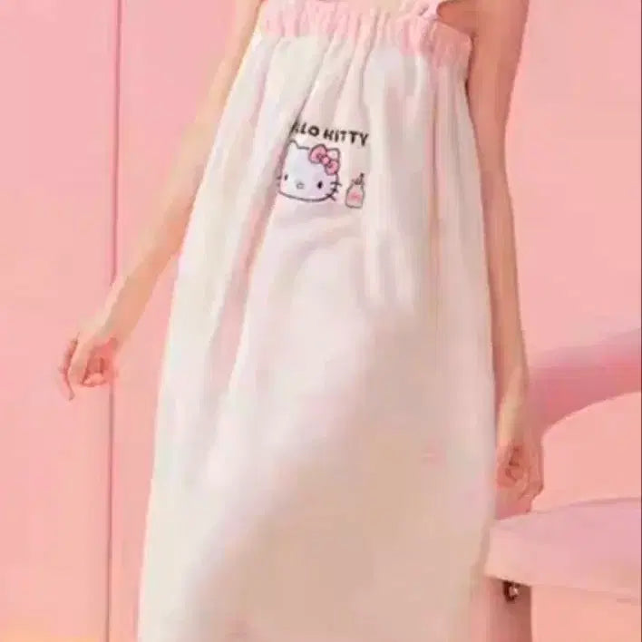 [BUNJANG] Hello Kitty Pink Sleep Dress Pajamas Bathrobe (New) / 헬로키티 핑크 수면 원피스 잠옷 목욕가운(새상품)