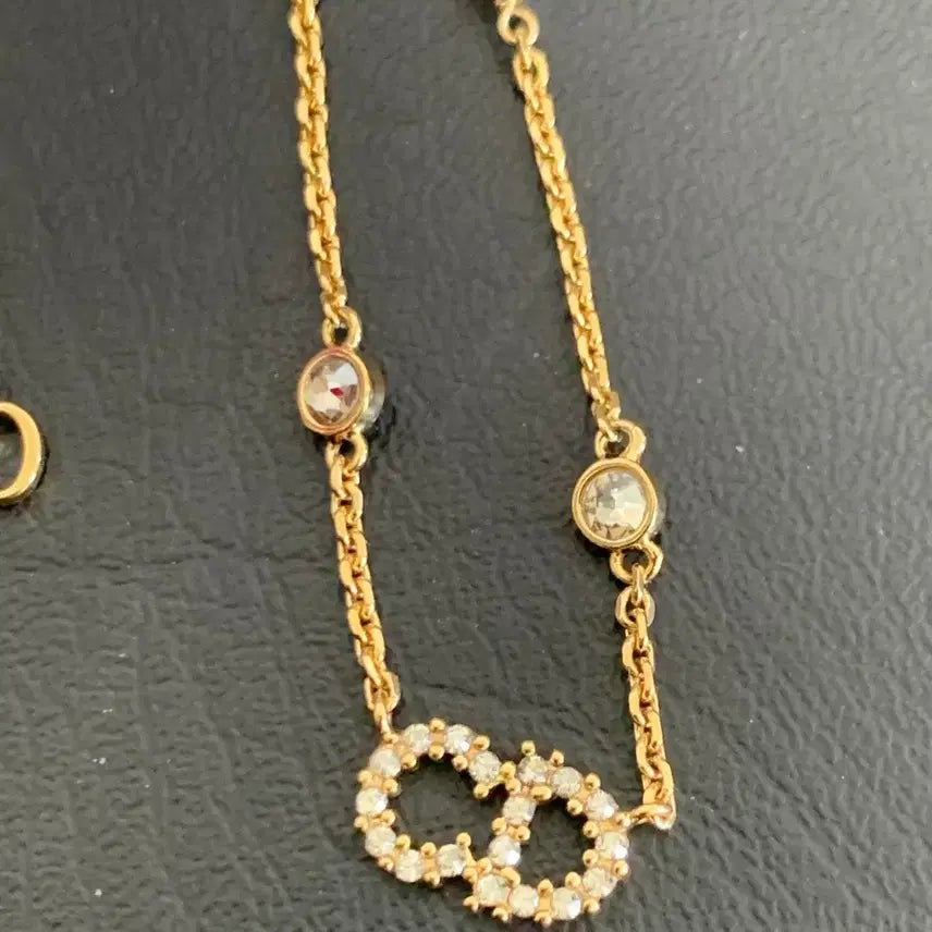 [BUNJANG] Dior CD Logo Pearl Necklace Gold / 디올 CD 로고 진주 목걸이 골드