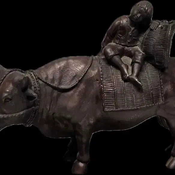 [BUNJANG] Eastern Art Bronze "Boy and Bull" Sculpture / *황소와 소년 청동 조각상