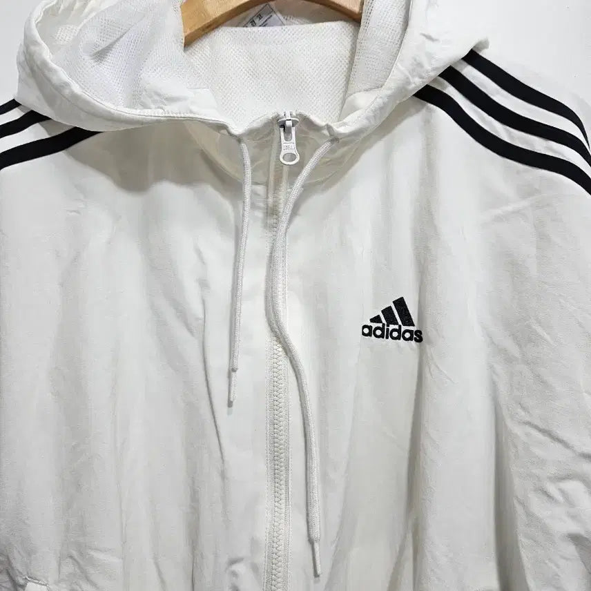 [BUNJANG] Adidas 3-Stripes White Hooded Windbreaker Jacket / 아디다스 삼선 흰색 후드 바람막이