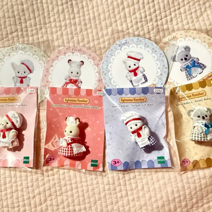 [BUNJANG] Sylvanian Families Chef Bundle Set (Chocolate Rabbit, Fennec Fox, Persian Cat, etc.) / 일괄 판매) 실바니안 셰프 (초콜릿토끼, 사막여우, 페르시안 고양이 등)