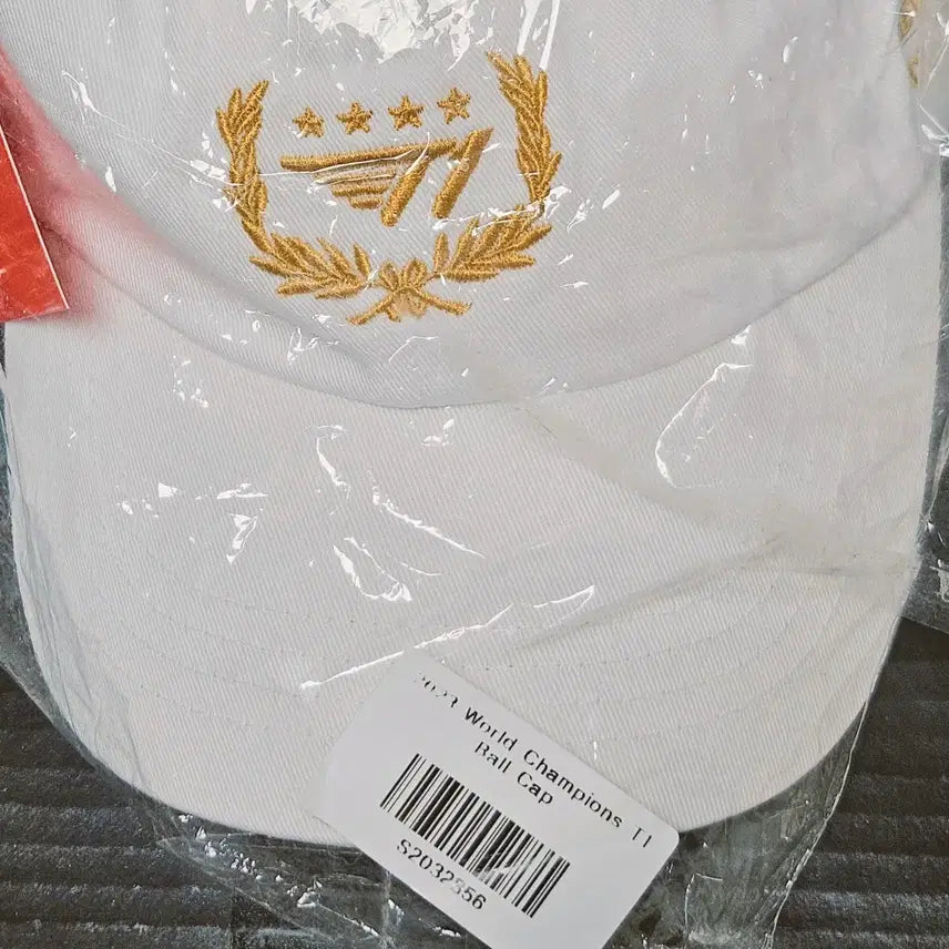 [BUNJANG] T1 2023 Worlds Championship Hat (Sealed) / 2023 T1 월즈 우승 모자 미개봉