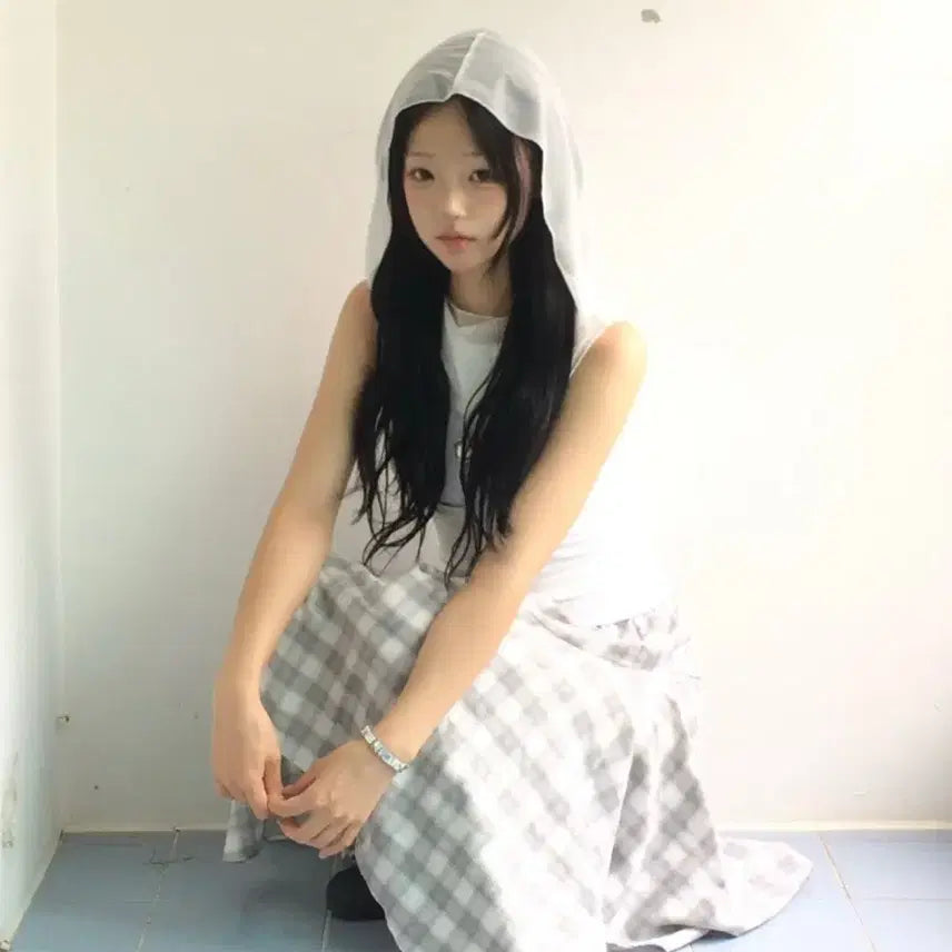 [BUNJANG] Your Binn Mist Hoodie Sleeveless White / 너의빈 미스트 후디 슬리브리스