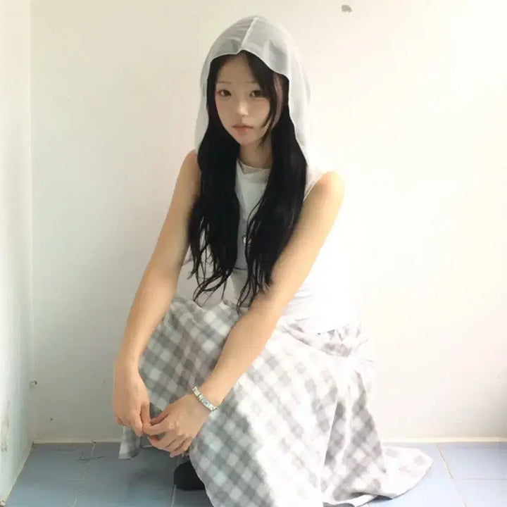 [BUNJANG] Your Binn Mist Hoodie Sleeveless White / 너의빈 미스트 후디 슬리브리스