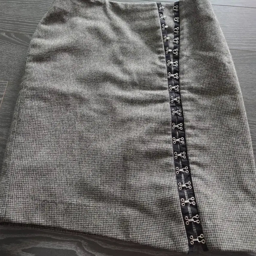 [BUNJANG] Loch by Lohk Vintage Midi Skirt / 로클 바이 로우 빈티지 스커트