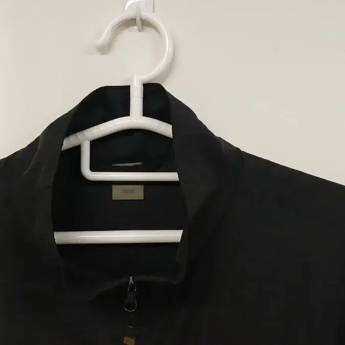 [BUNJANG] The North Face Black Windbreaker Jacket / 노스페이스 블랙 바람막이 자켓