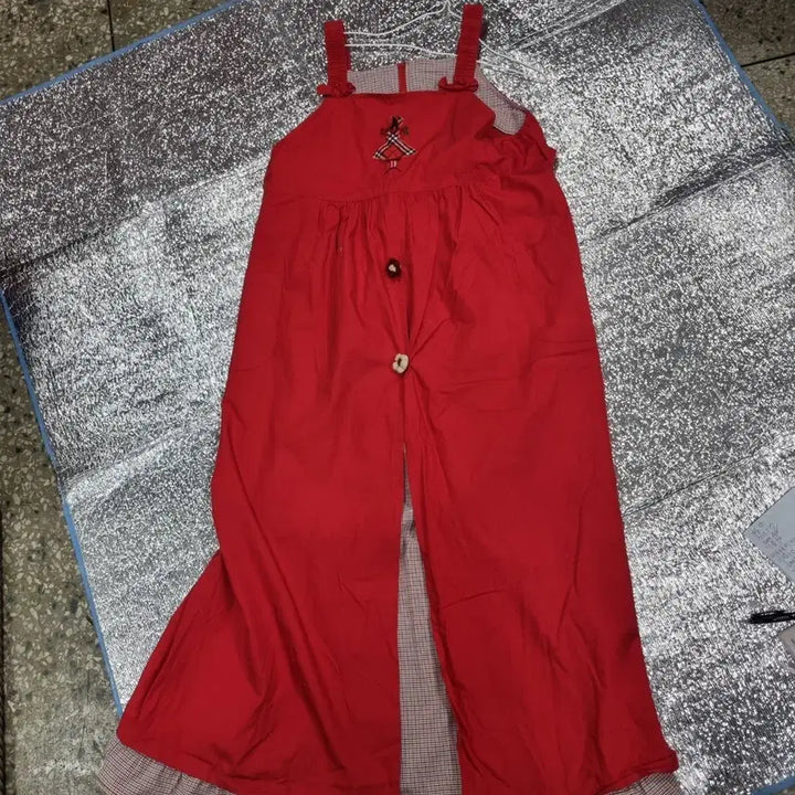 [BUNJANG] Red Sleeveless Maxi Dress with Embroidered Detail / 보세 나시 롱 원피스