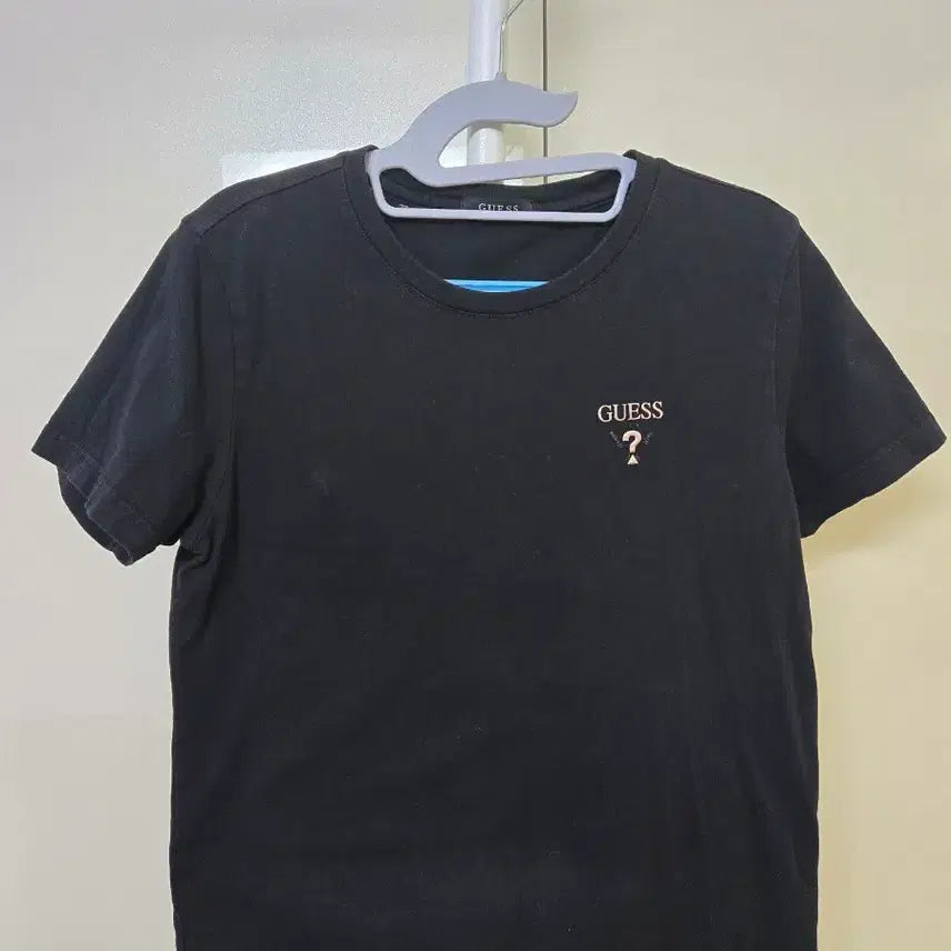 [BUNJANG] Guess Black Short Sleeve T-Shirt / 게스 블랙 반팔 티셔츠