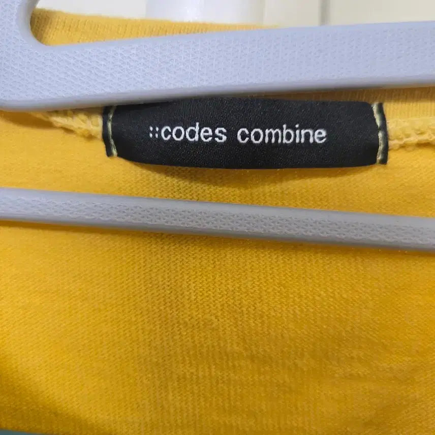 [BUNJANG] Codes Combine Yellow Short Sleeve T-Shirt / CODES COMBINE 옐로우 반팔 티셔츠