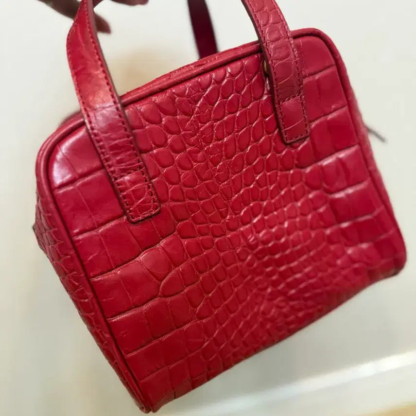 [BUNJANG] Red Crocodile Embossed Mini Tote Bag / 레드 크로커다일 엠보 미니 토트백